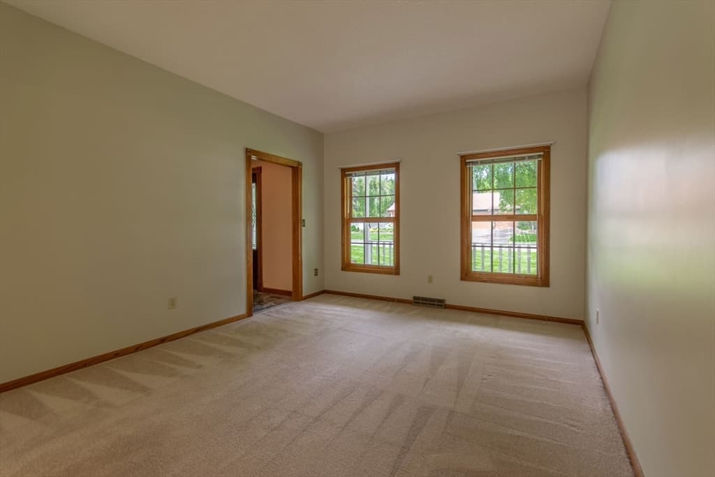 20 Nolan Lane, Agawam MA 01030 photo 15