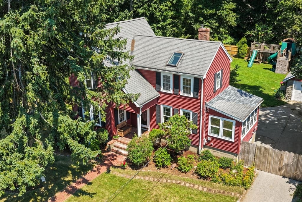 288 Union St, Weymouth MA 02190