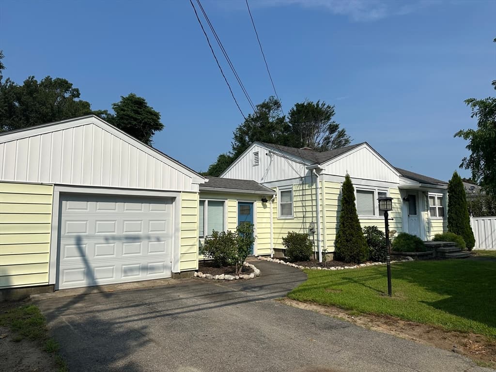 79 Cross Rd., Dartmouth MA 02747 photo 2