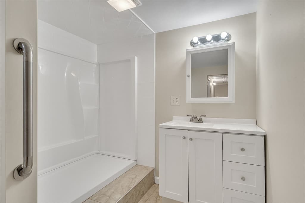 3 Cathy Rd, Burlington MA 01803 photo 42