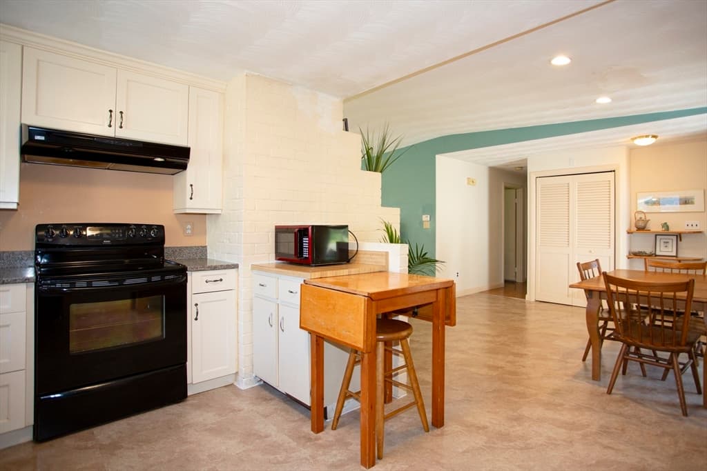 11 Mary Agnes Road, Framingham MA 01701 photo 6