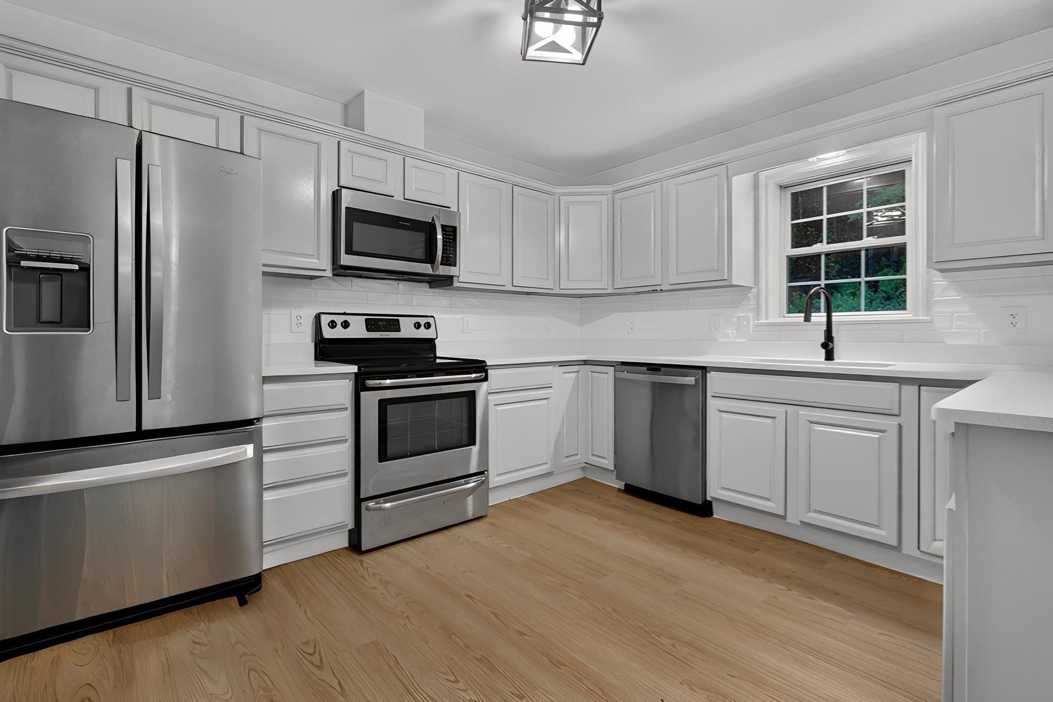 Single Family Residence at 1226 Brimfield Rd, Warren MA 01092, Warren, photo 9 of 29