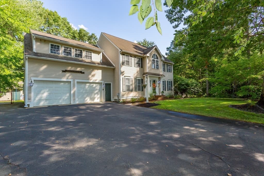 Single Family Residence at 2 Sherwood, Halifax MA 02338, Halifax, photo 3 of 40