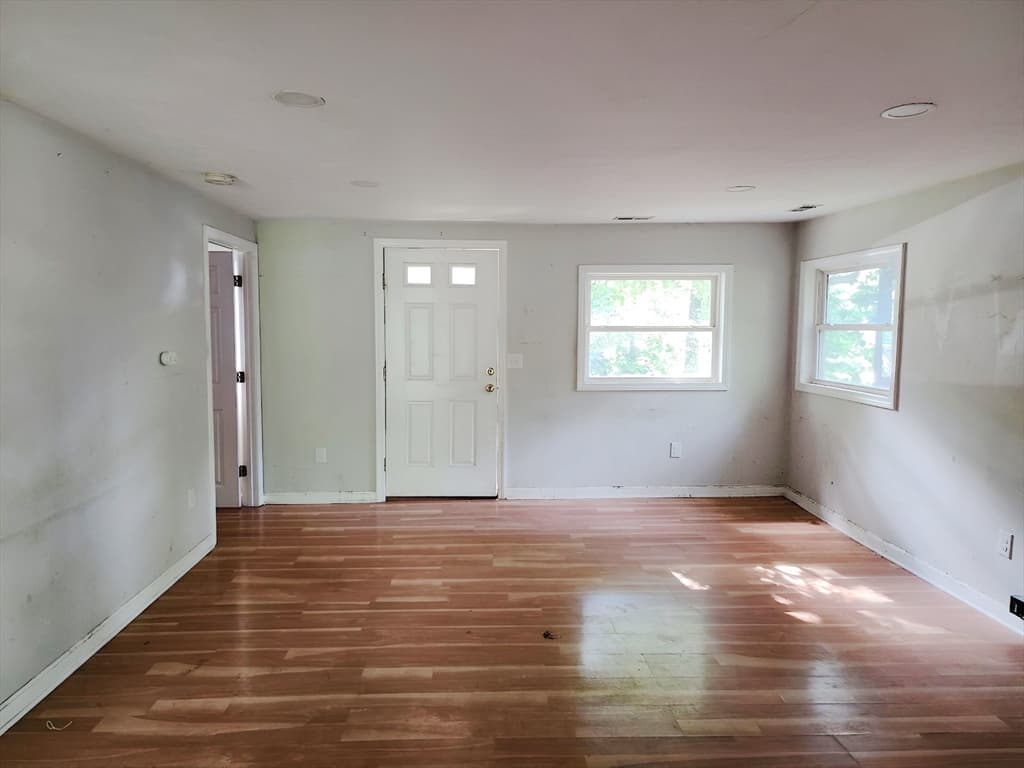 66 Lakeshore Dr, Holliston MA 01746 photo 3