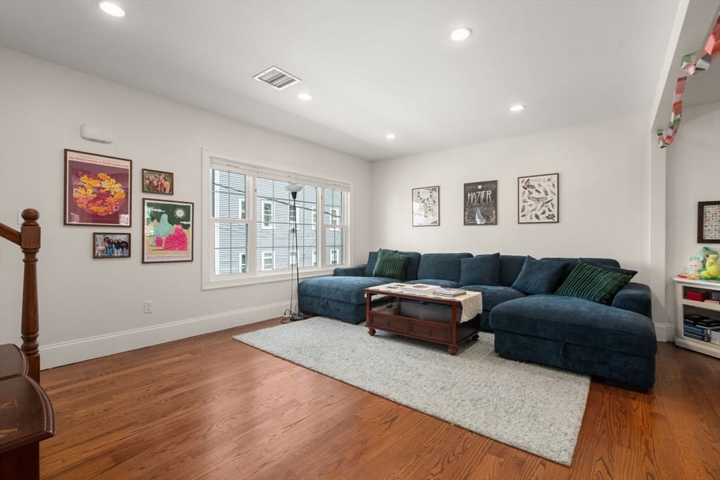 16-18-20 Plainfield St, Boston MA 02130 photo 10