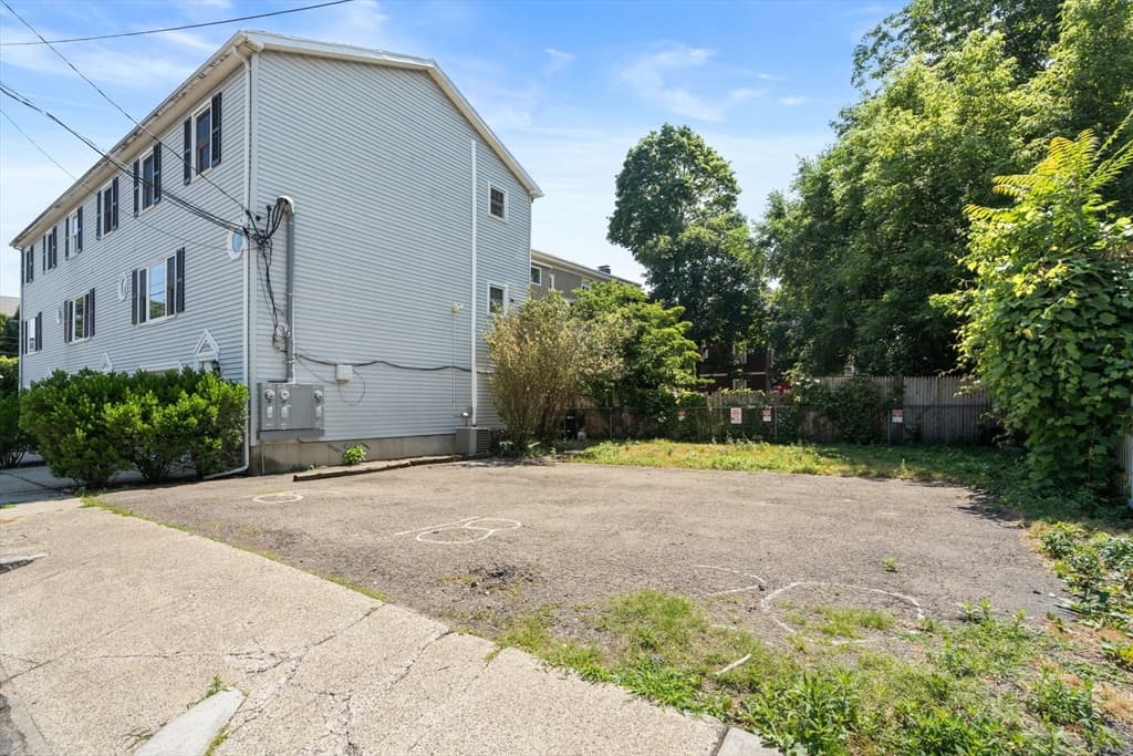 16-18-20 Plainfield St, Boston MA 02130 photo 31