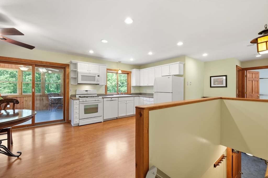 Single Family Residence at 15 Thompson Rd, Hubbardston MA 01452, Hubbardston, photo 23 of 42