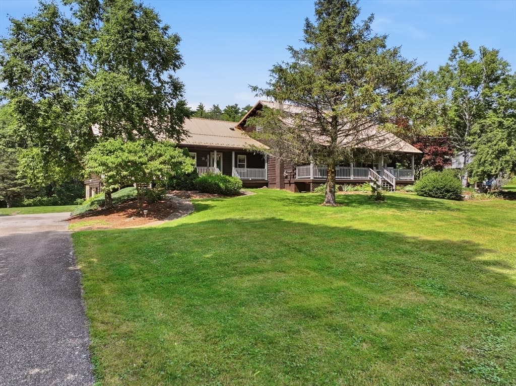 Single Family Residence at 15 Thompson Rd, Hubbardston MA 01452, Hubbardston, photo 35 of 42