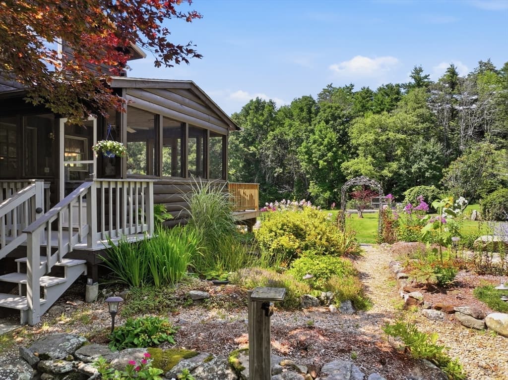 Single Family Residence at 15 Thompson Rd, Hubbardston MA 01452, Hubbardston, photo 31 of 42