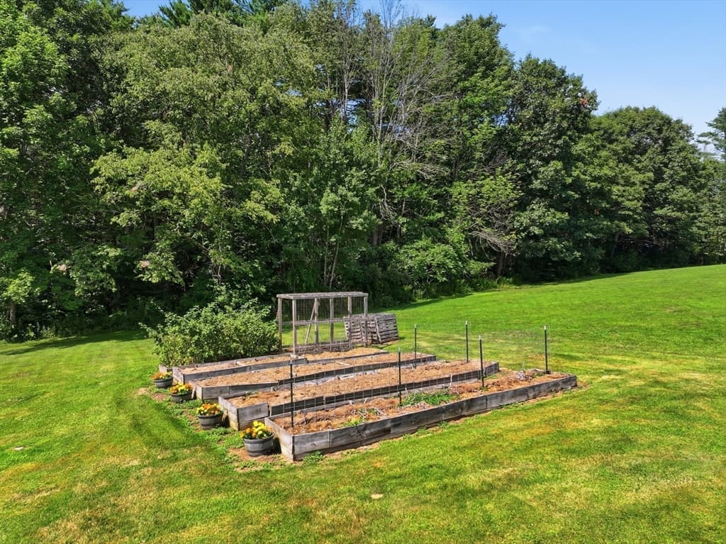 Single Family Residence at 15 Thompson Rd, Hubbardston MA 01452, Hubbardston, photo 39 of 42