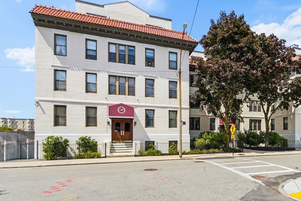 33 Brainerd Rd # 109, Boston MA 02134 photo 3