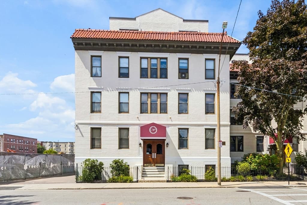 33 Brainerd Rd # 109, Boston MA 02134
