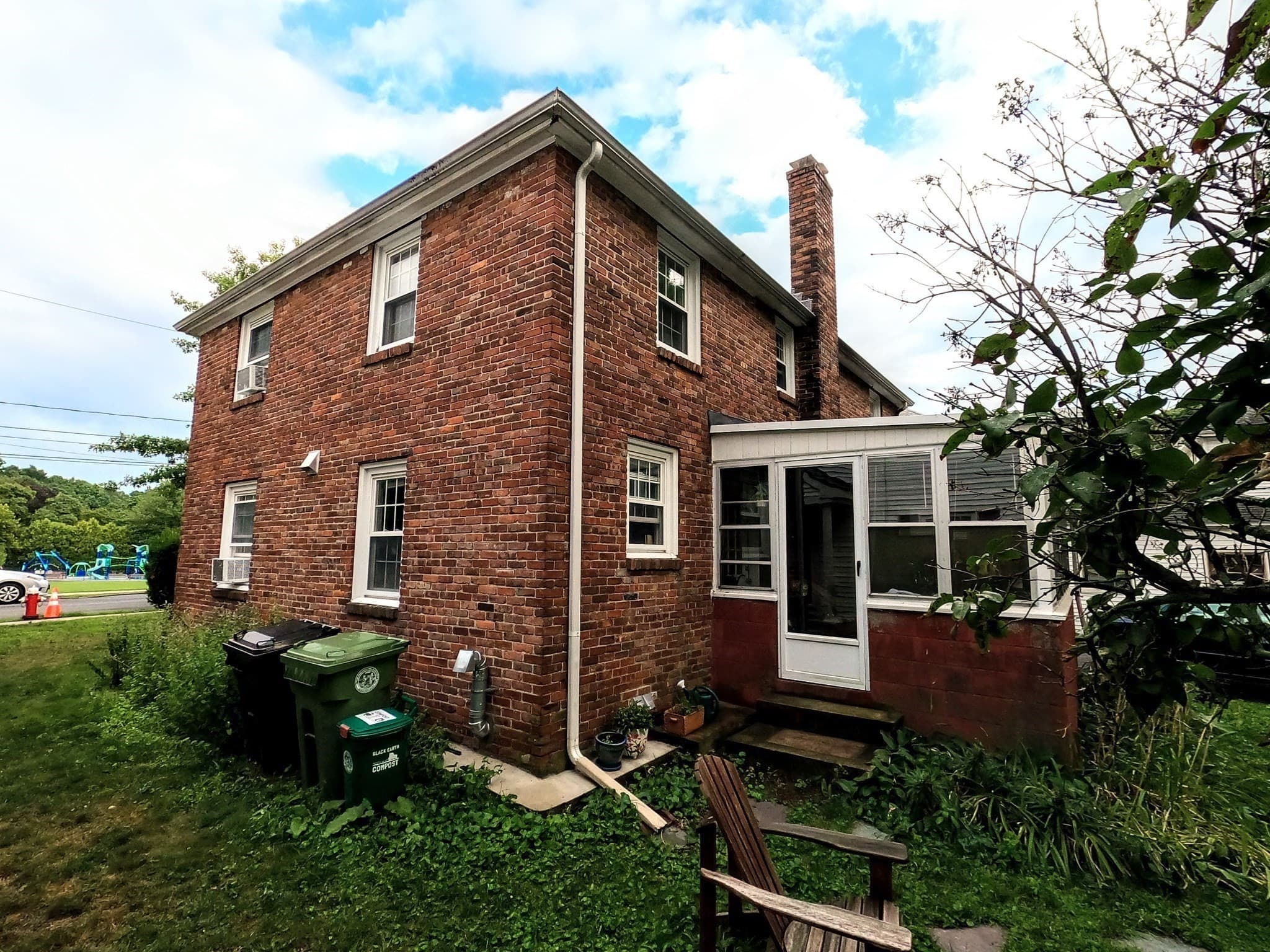 2 Family - 2 Units Side by Side at 67-69 York Ave, Watertown MA 02472, Watertown, photo 38 of 42
