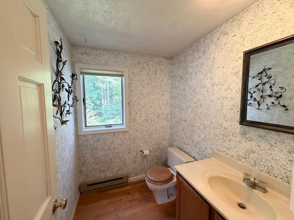 5 Meadow Oak Ln # B, Deerfield MA 01373 photo 12