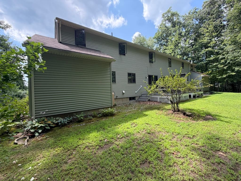 5 Meadow Oak Ln # B, Deerfield MA 01373 photo 5