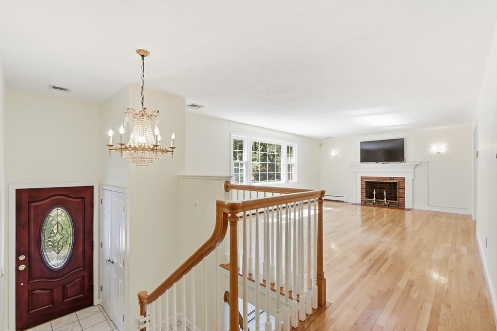 110 Thornberry Road, Winchester MA 01890 photo 2
