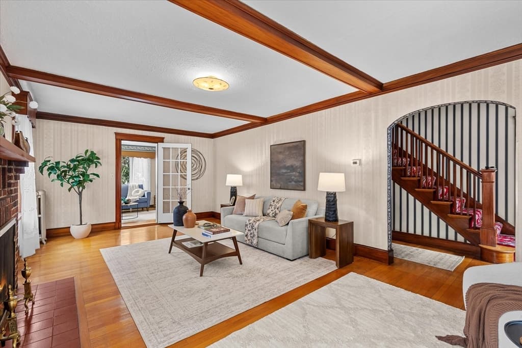 22 Gleason St, Medford MA 02155 photo 6