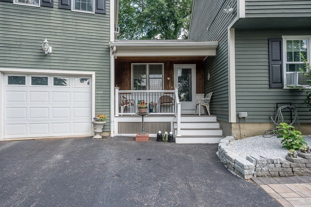 47 Houde St, Marlborough MA 01752 photo 4