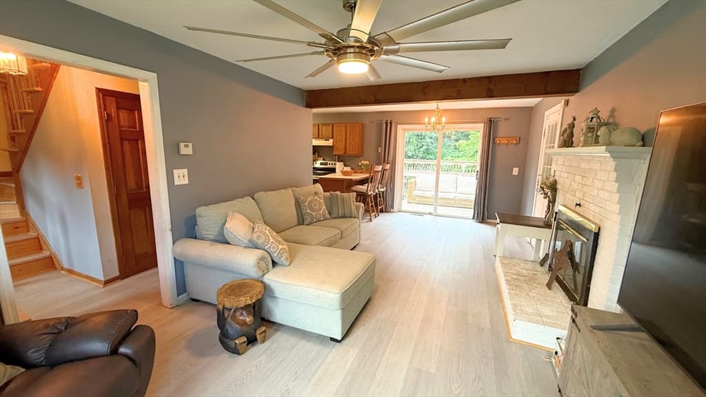 14 Indian Ridge Dr, Leominster MA 01453 photo 5