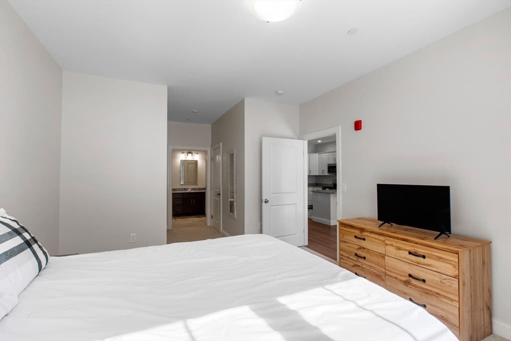 3211 Briarwood Village # 3211, Clinton MA 01510 photo 19