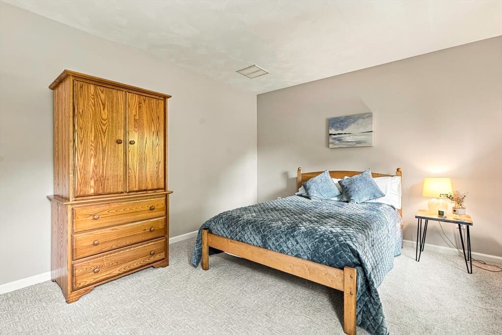 61 Godfrey Ln # 61, Milford MA 01757 photo 28