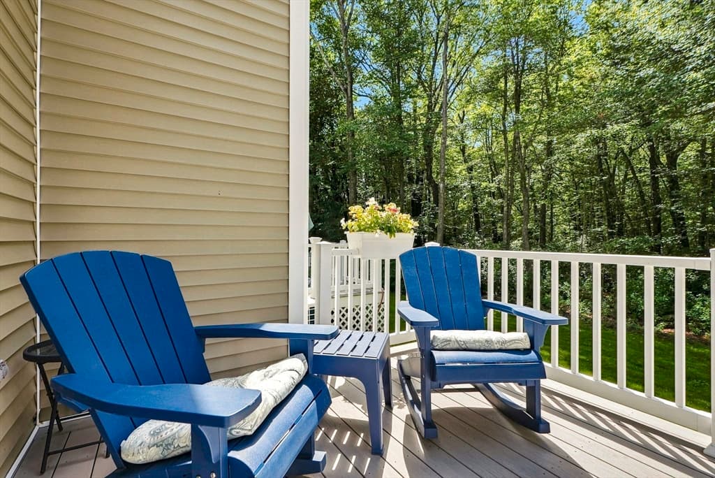 61 Godfrey Ln # 61, Milford MA 01757 photo 5