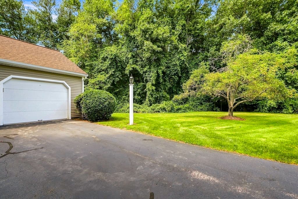 61 Godfrey Ln # 61, Milford MA 01757 photo 38