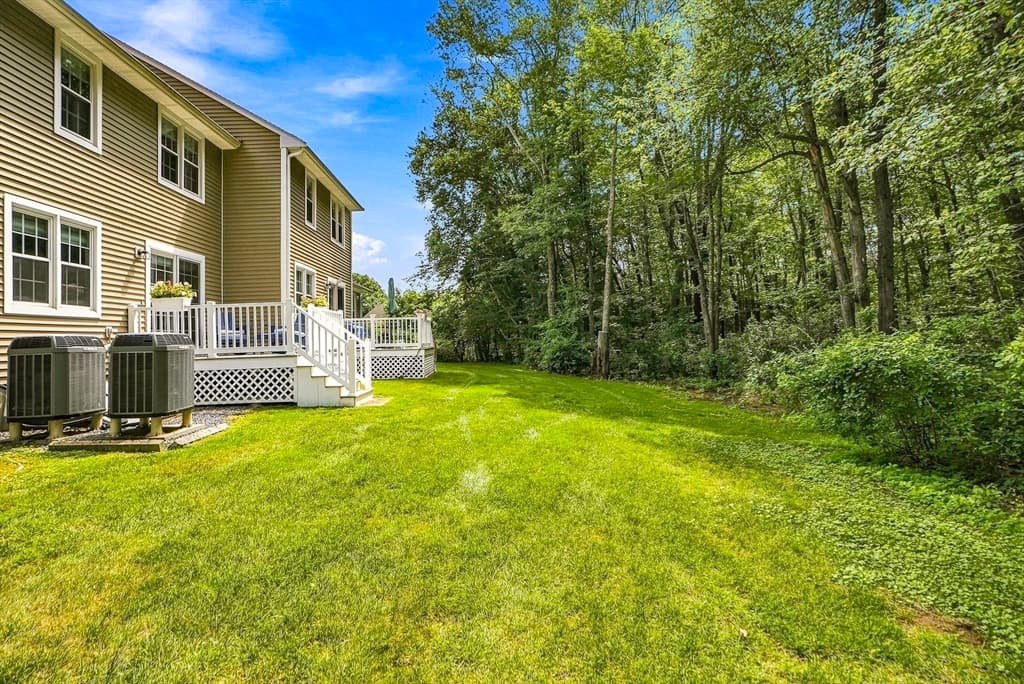 61 Godfrey Ln # 61, Milford MA 01757 photo 4