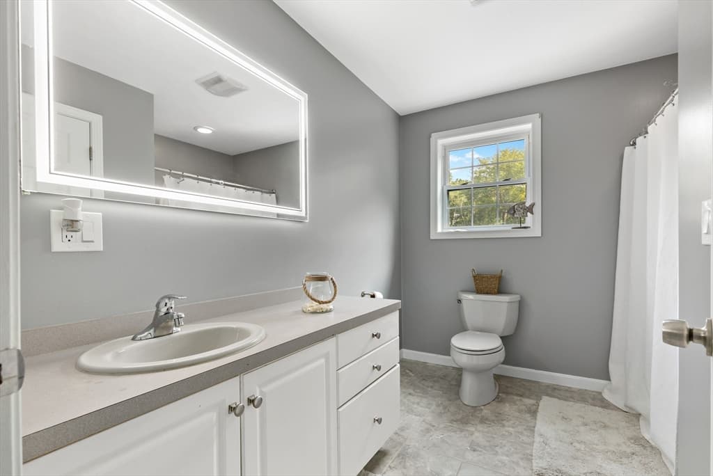 5 Debbie Ln, Freetown MA 02702 photo 21