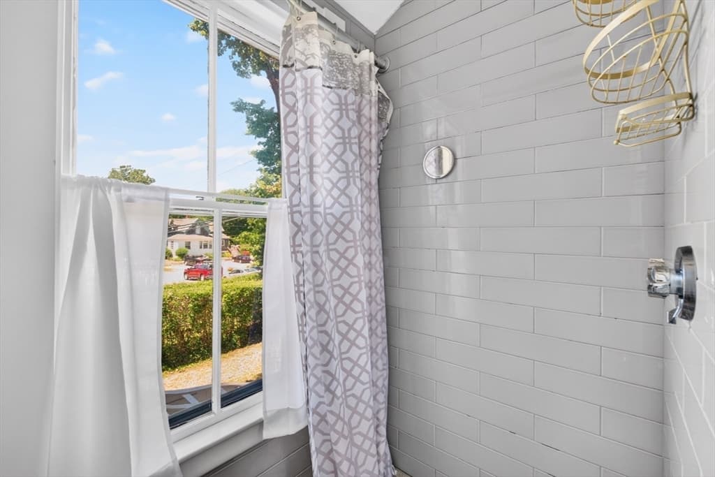 62 School St, Falmouth MA 02543 photo 25