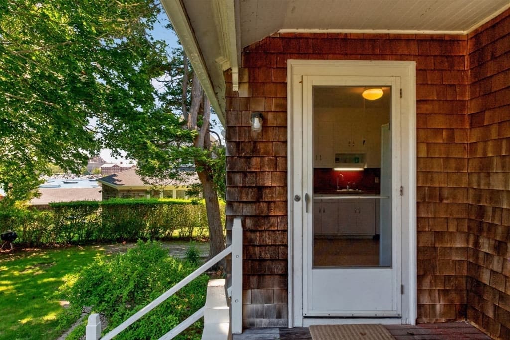 62 School St, Falmouth MA 02543 photo 21