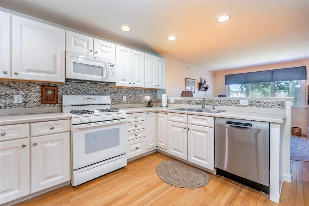 7 Ironwood Path # 186, Mashpee MA 02649 photo 2