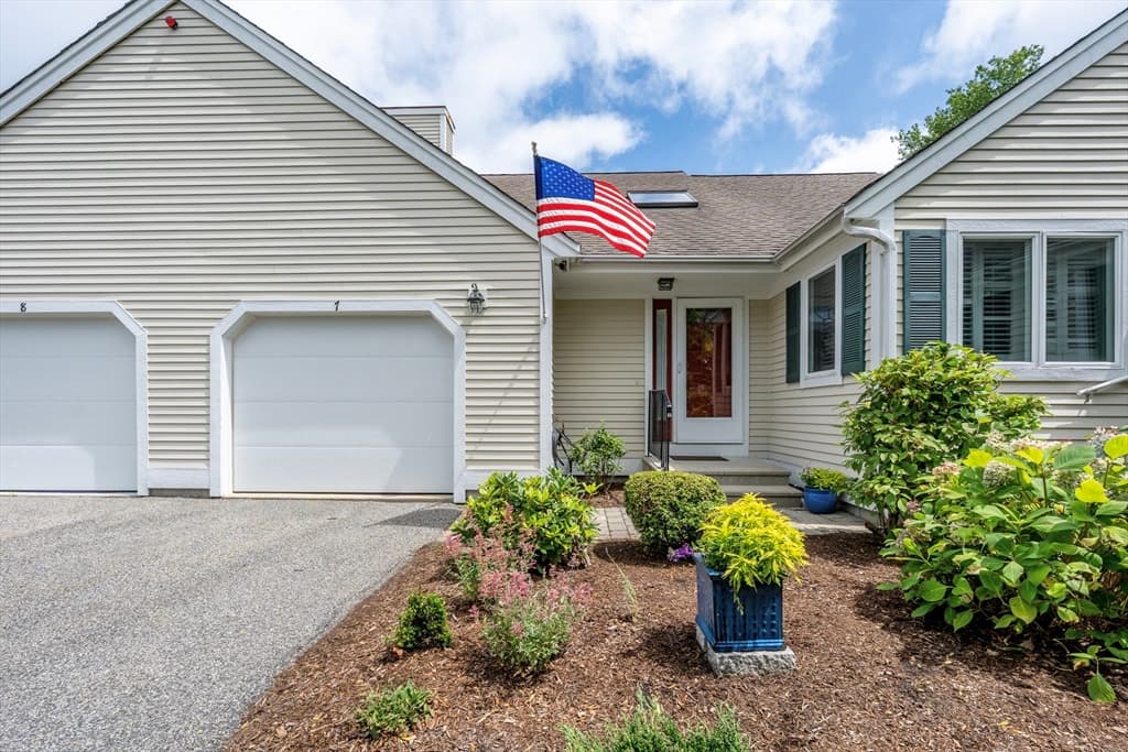 7 Ironwood Path # 186, Mashpee MA 02649