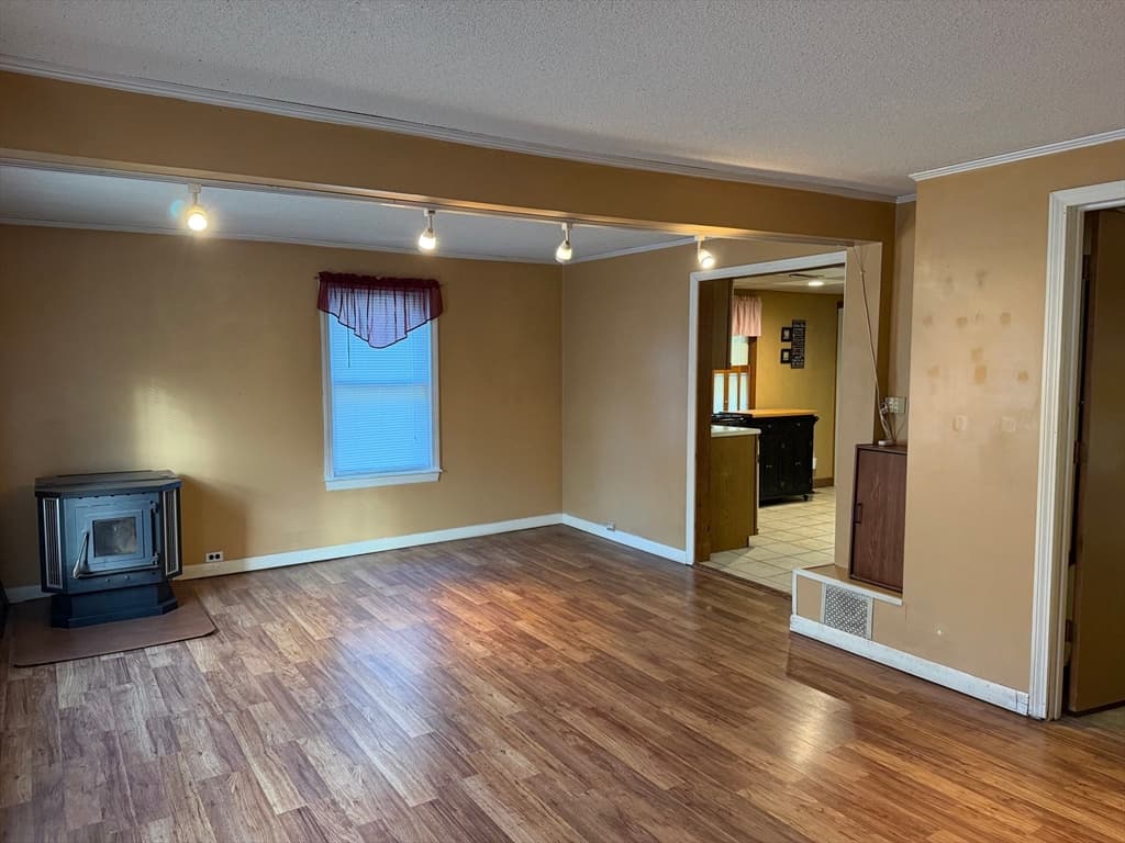 27 Dublin St, Palmer MA 01069 photo 13