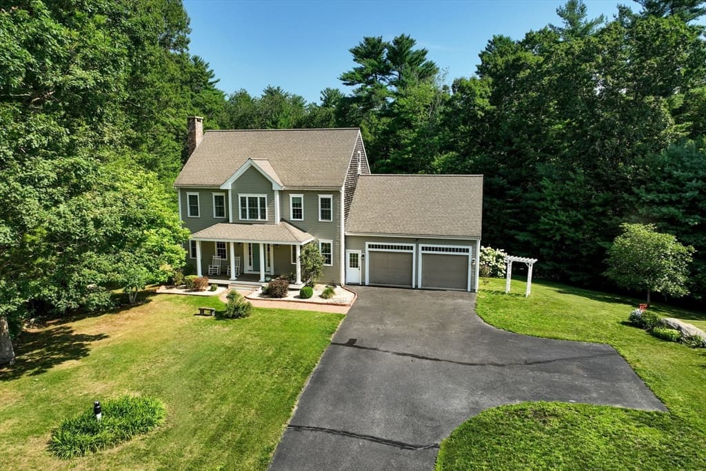 15 Hillside Lane, Bridgewater MA 02324 photo 2