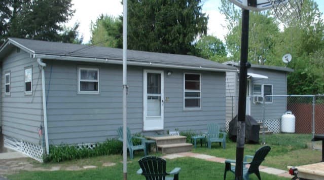 27 Dublin St, Palmer MA 01069 photo 3