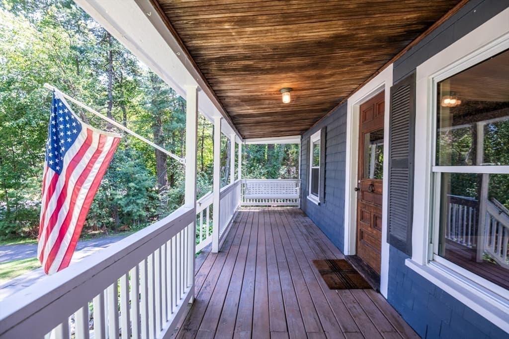 34 Lowell Road, North Reading MA 01864
