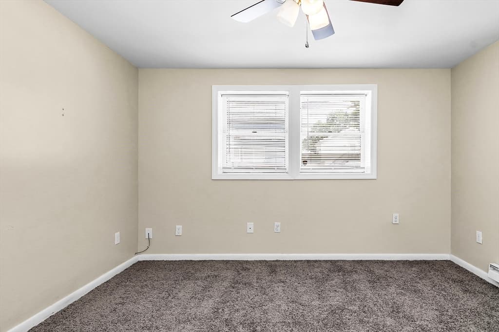 3 Hobson, Methuen MA 01844 photo 12