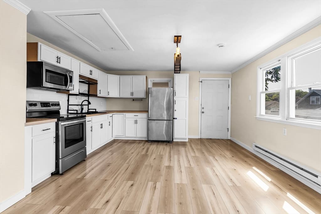 3 Hobson, Methuen MA 01844 photo 31