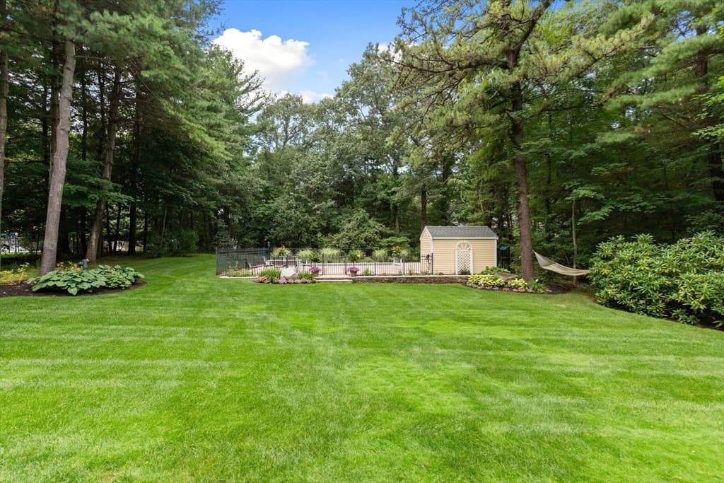 Single Family Residence at 22 Westover Drive, Lynnfield MA 01940, Lynnfield, photo 6 of 36