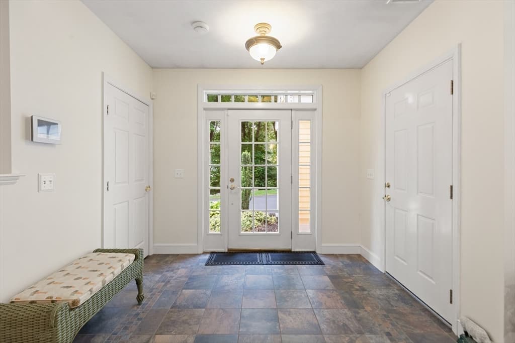 Single Family Residence at 22 Westover Drive, Lynnfield MA 01940, Lynnfield, photo 12 of 36