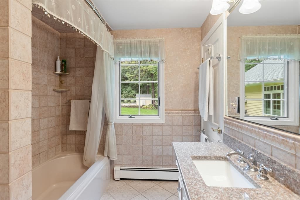 Single Family Residence at 22 Westover Drive, Lynnfield MA 01940, Lynnfield, photo 28 of 36