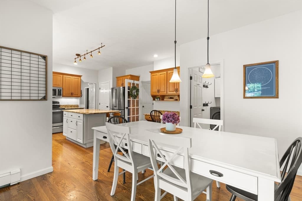 2 Brookside St, Upton MA 01568 photo 8