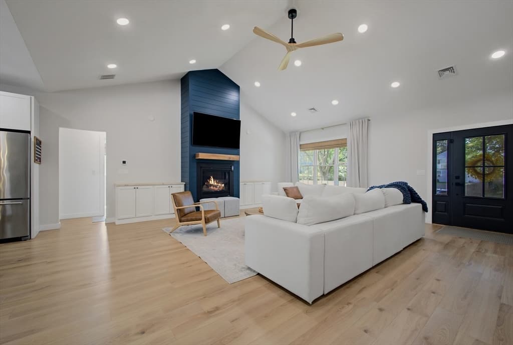 18 Willis Ave, Seekonk MA 02771 photo 15