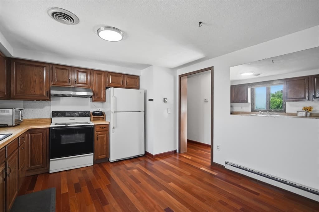4 Baril Ln, Chicopee MA 01013 photo 24