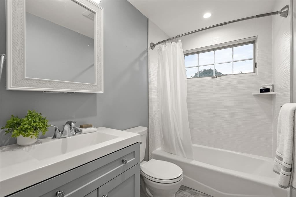 15 Ashland St # 2A, Boston MA 02122 photo 10