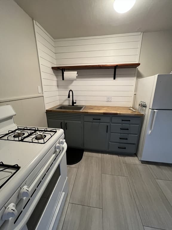 104 Grove Street, Fall River MA 02720 photo 11