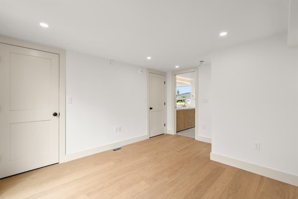17 Princeton St # 3, Boston MA 02128 photo 17