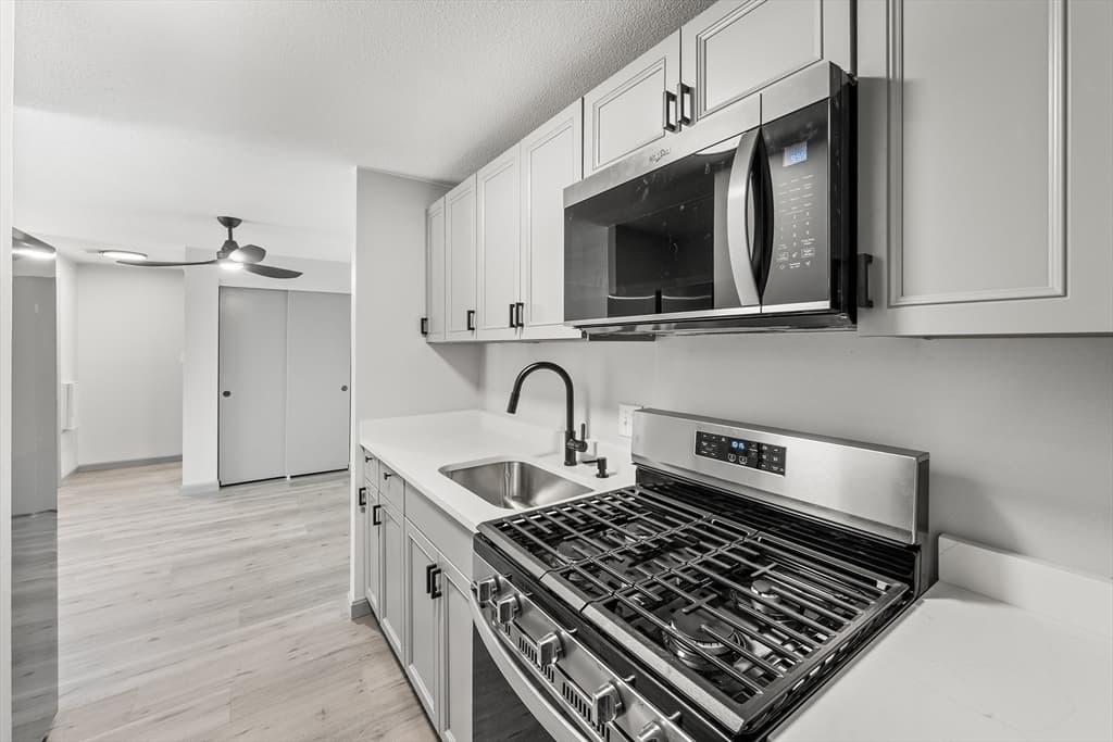 345 Pawtucket Blvd # 14, Lowell MA 01854 photo 12