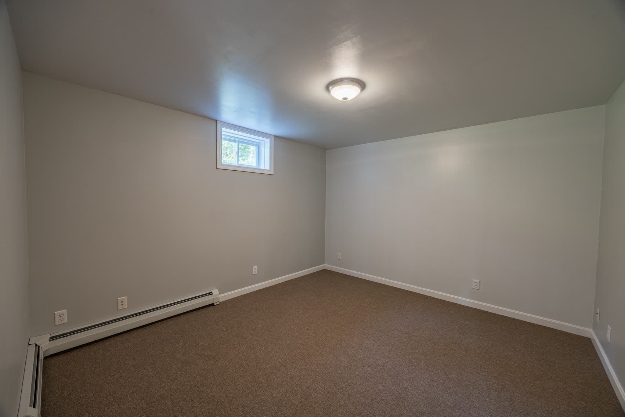 Single Family Residence at 17 Atwater Pl, West Brookfield MA 01585, West Brookfield, photo 18 of 33